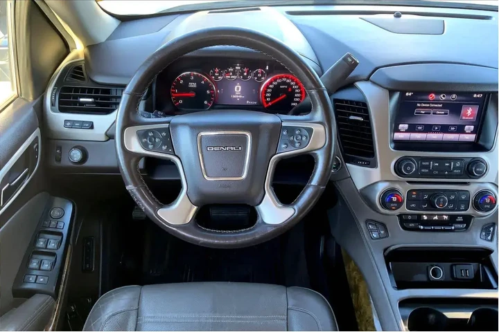 $19999 : GMC Yukon 2015 4x2 Denali 4d image 5