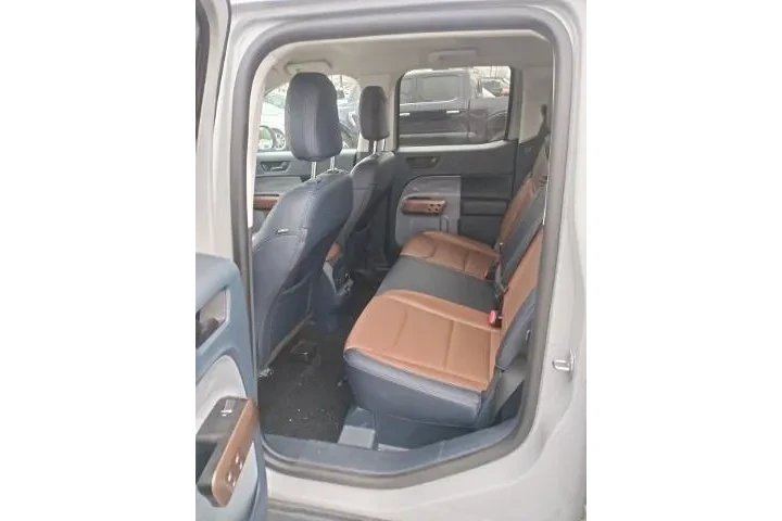 $27988 : Ford Maverick 2022 AWD XL 4d image 8