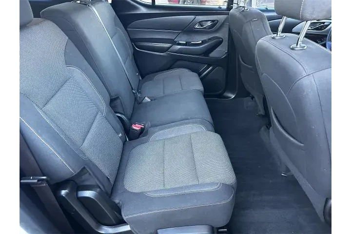 $16899 : Chevrolet Traverse 2020 LS 4 image 9