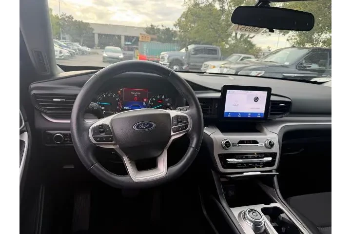 $28800 : Ford Explorer 2023 XLT 4dr S image 5