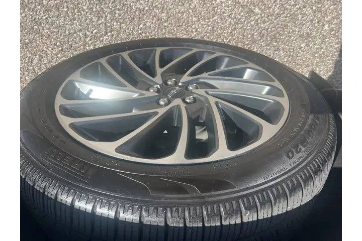 $21995 : Lincoln Nautilus 2019 AWD Re image 10