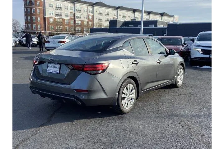 $14402 : Nissan Sentra 2025 S 4dr Sed image 4