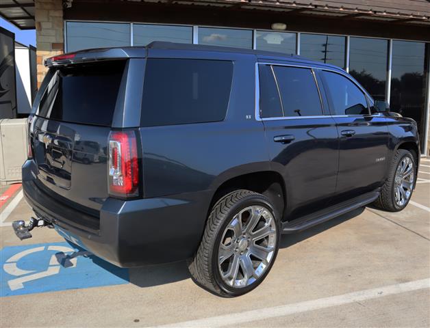 $25995 : 2019 Tahoe LT 4WD image 7