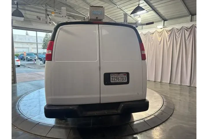 $17999 : Chevrolet Express 2021 2500 image 6