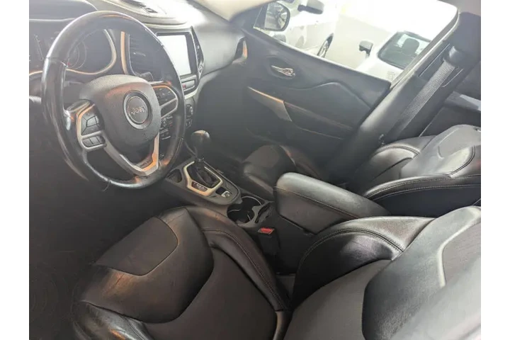 $12990 : 2018 Cherokee Latitude Plus image 7