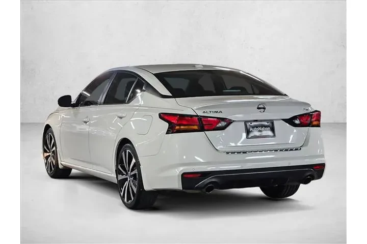 $17995 : Nissan Altima 2021 2.5 SR 4d image 8