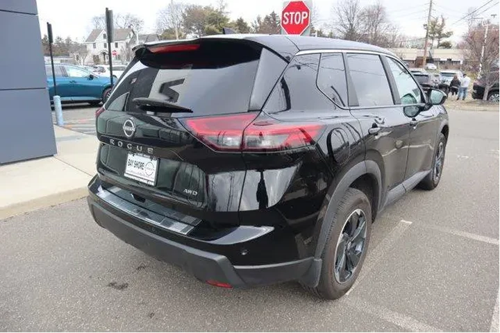 $24055 : Nissan Rogue 2025 AWD SV 4dr image 6