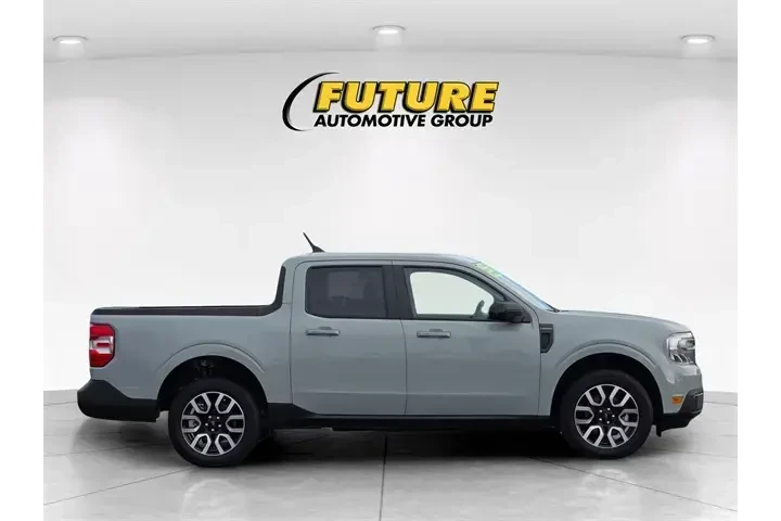 $33997 : Ford Maverick 2024 Lariat 4d image 3