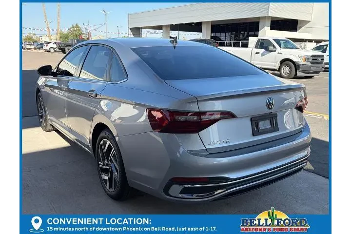 $17328 : Volkswagen Jetta 2022 SEL 4d image 3