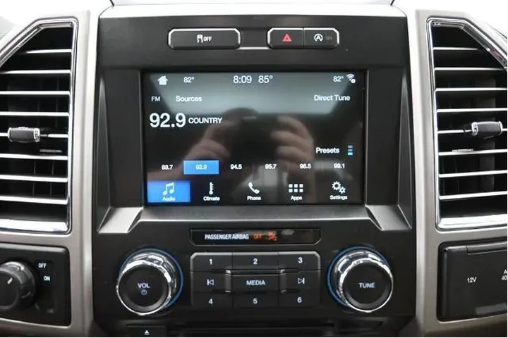 $21592 : Ford F-150 2016 4x2 Lariat 4 image 9