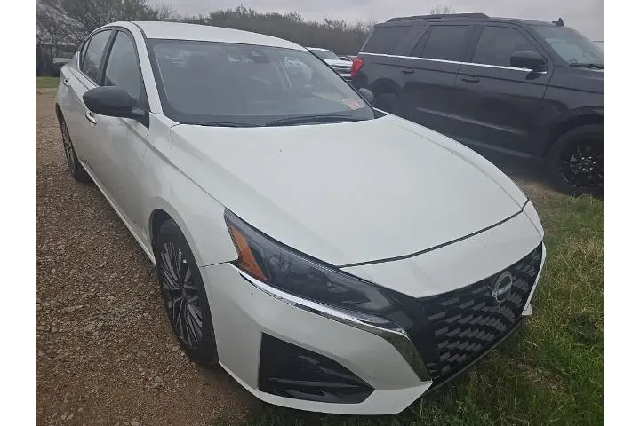 $19522 : Nissan Altima 2025 2.5 SV 4d image 4