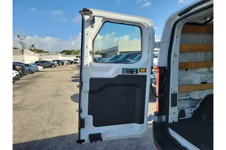 $34591 : Ford Transit 2024 250 3dr SW image 7