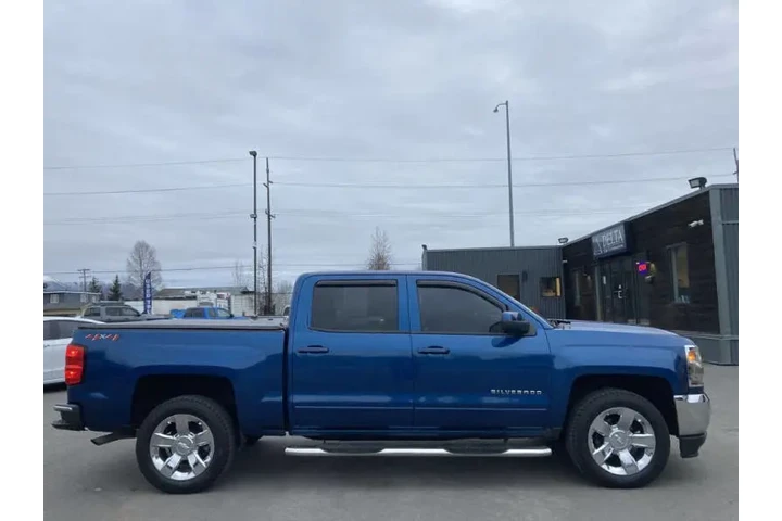 $29999 : 2018 Silverado 1500 LT image 4