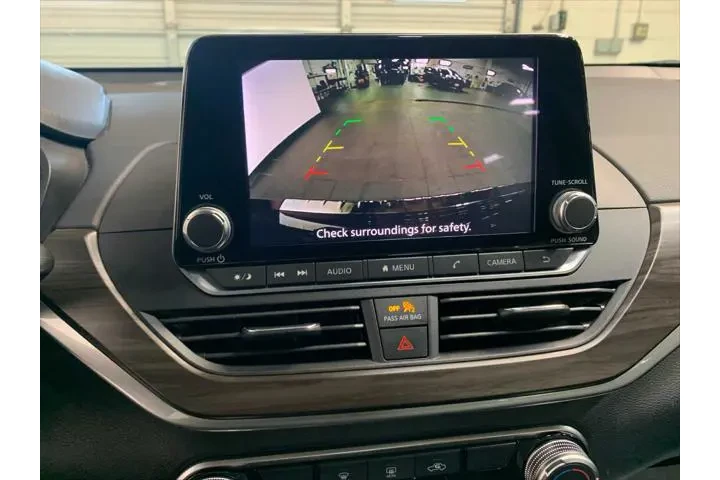 $22789 : Nissan Altima 2023 2.5 SV 4d image 6