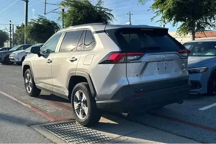 $34991 : Toyota RAV4 Hybrid 2025 AWD image 5