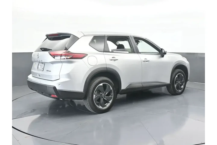 $17542 : Nissan Rogue 2024 AWD SV 4dr image 6