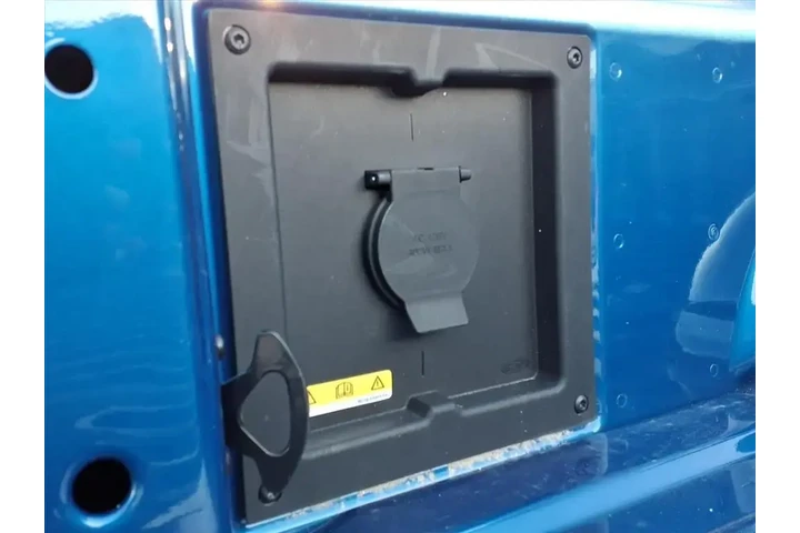 $39992 : Ford F-150 2023 4x4 XLT 4dr image 6