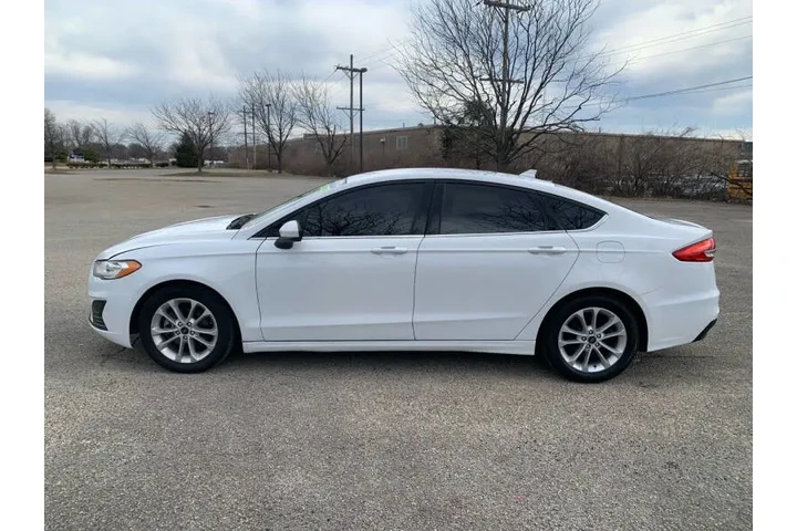 $13995 : 2019 Fusion SE image 3