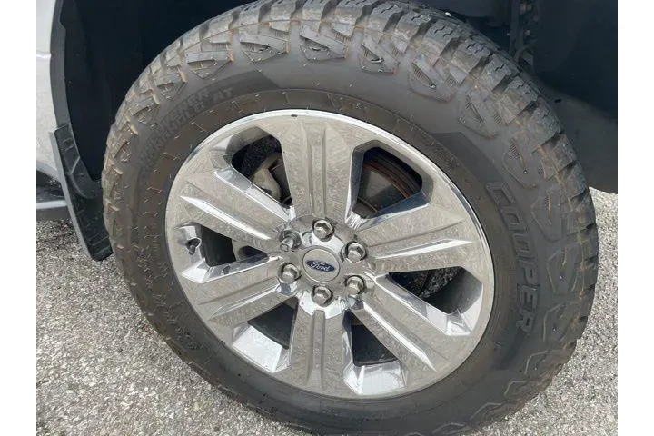 $20800 : Ford F-150 2020 4x4 XL 4dr S image 5