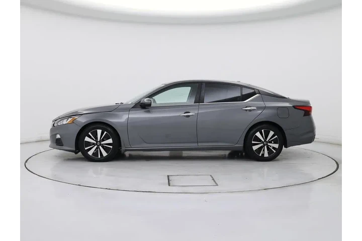 $21998 : Nissan Altima 2022 2.5 SV 4d image 3