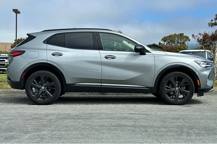 Buick Envision 2023 AWD Esse image 6