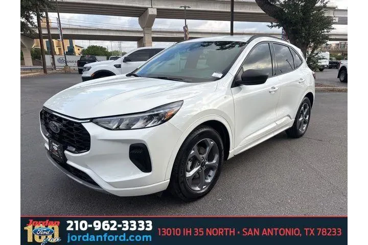 $23265 : Ford Escape 2023 ST-Line 4dr image 3