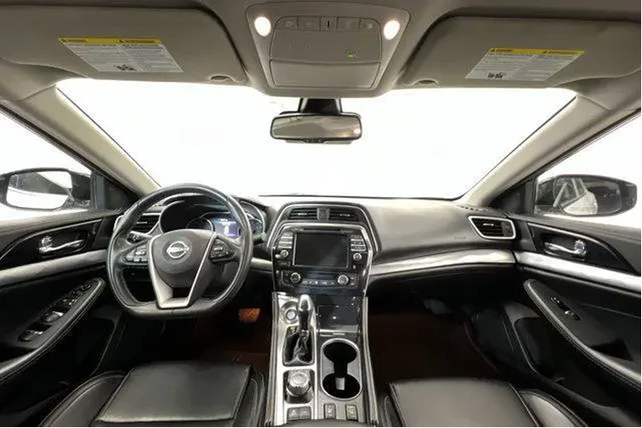 $27995 : Nissan Maxima 2023 3.5 SV 4d image 9