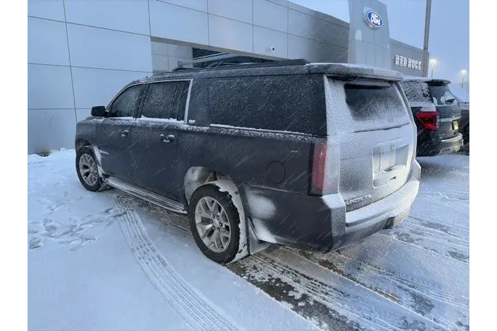 $14990 : GMC Yukon XL 2016 4x4 SLT 4d image 7