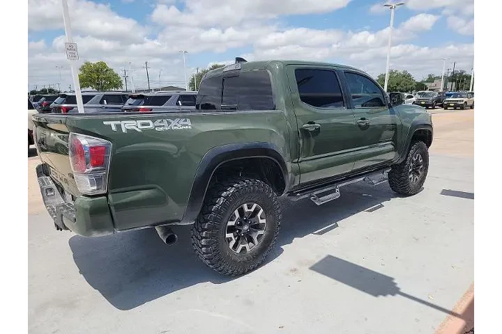 $33773 : Toyota Tacoma 2021 4x4 TRD P image 3