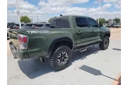 $33773 : Toyota Tacoma 2021 4x4 TRD P thumbnail