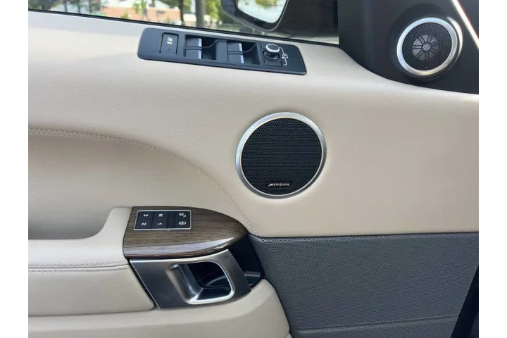 $16900 : 2016 Land Rover Range Rover S image 10