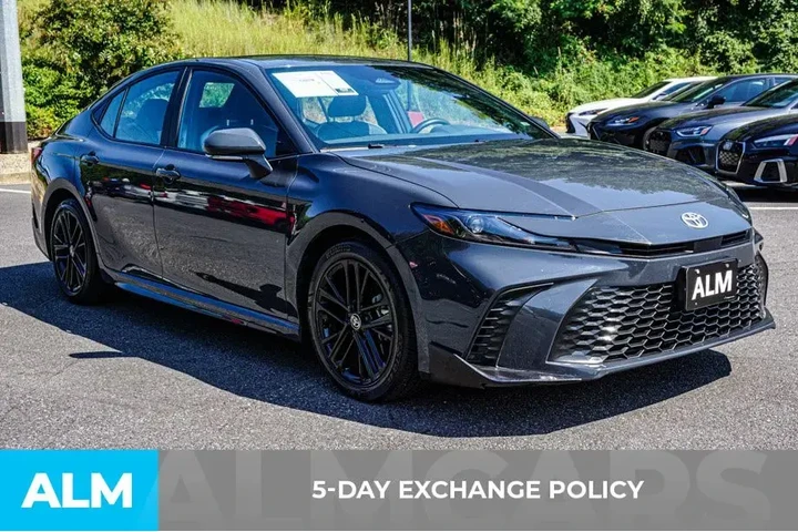 $26920 : Toyota Camry 2025 SE 4dr Sed image 4