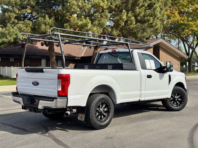 $19320 : 2018 F-250 Super Duty XL image 3