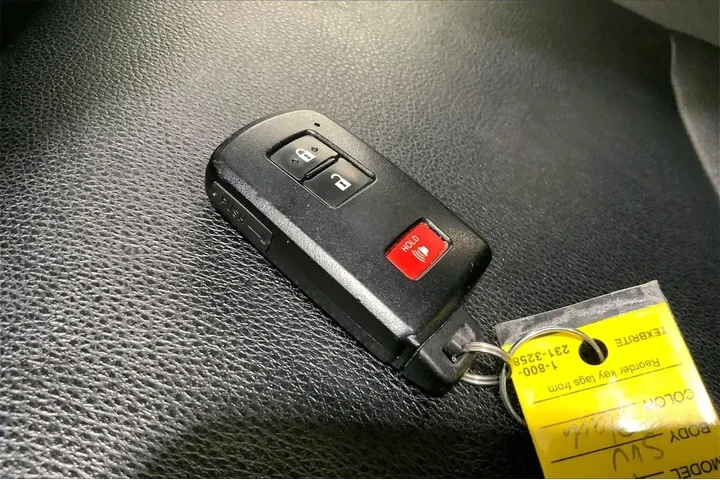 $35232 : Toyota 4Runner 2021 4x4 Vent image 10