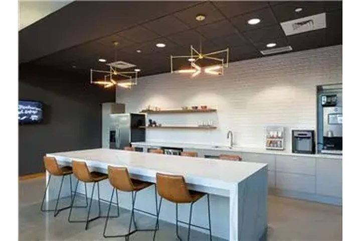 $3087 : Rental property with 1 bedro image 9