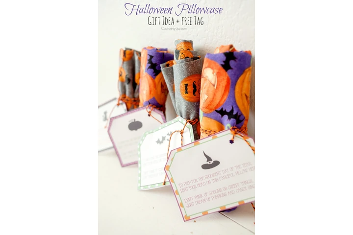 Halloween Themed Giveaway Idea image 1