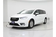 $23998 : Chrysler Pacifica 2023 Touri thumbnail