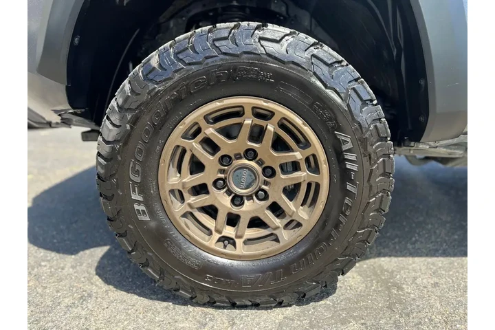 $39888 : Gold Certified 2023 Tacoma Tr image 9