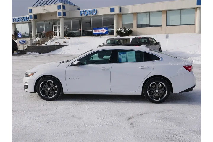 $16999 : Chevrolet Malibu 2024 LT 4dr image 2
