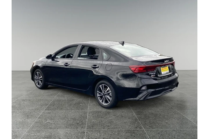$24425 : Kia Forte 2024 image 3
