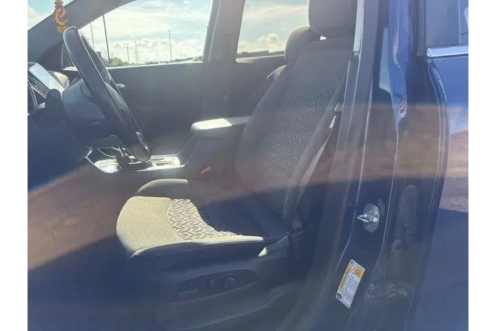 $19982 : Chevrolet Equinox 2022 LT 4d image 10