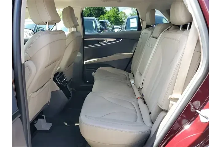 $32990 : Lincoln Nautilus 2023 AWD St image 10