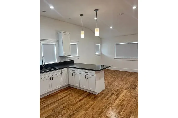 $1100 : Vivienda disponible zona centr image 2