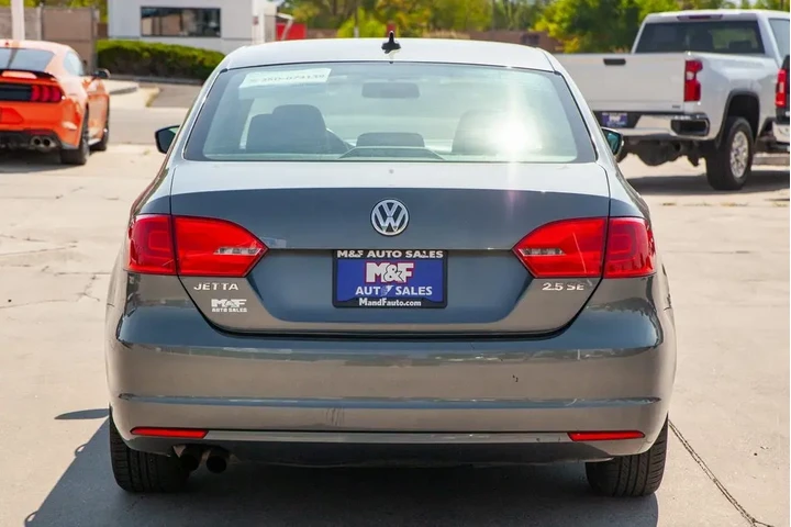 2012 Jetta 2.5L SE image 6