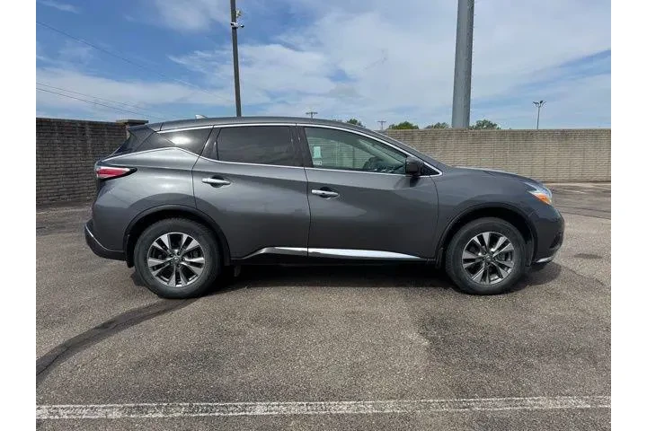 $12982 : Nissan Murano 2017 S 4dr SUV image 8