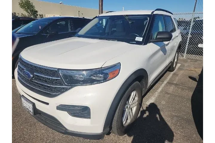 $29025 : Ford Explorer 2022 XLT 4dr S image 3