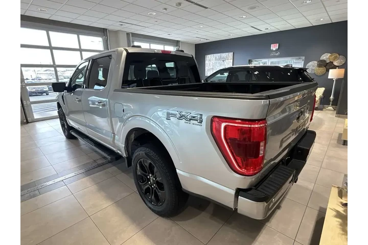 $39888 : Ford F-150 2022 4x4 XL 4dr S image 5