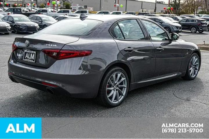 $21420 : Alfa Romeo Giulia 2023 AWD S image 6