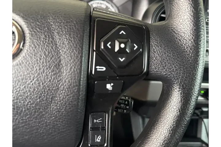 $26689 : Toyota Tacoma 2023 4x2 SR 4d image 9