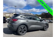 $20039 : Ford Escape 2021 SE 4dr SUV thumbnail